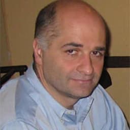 Stelios Smirnakis
